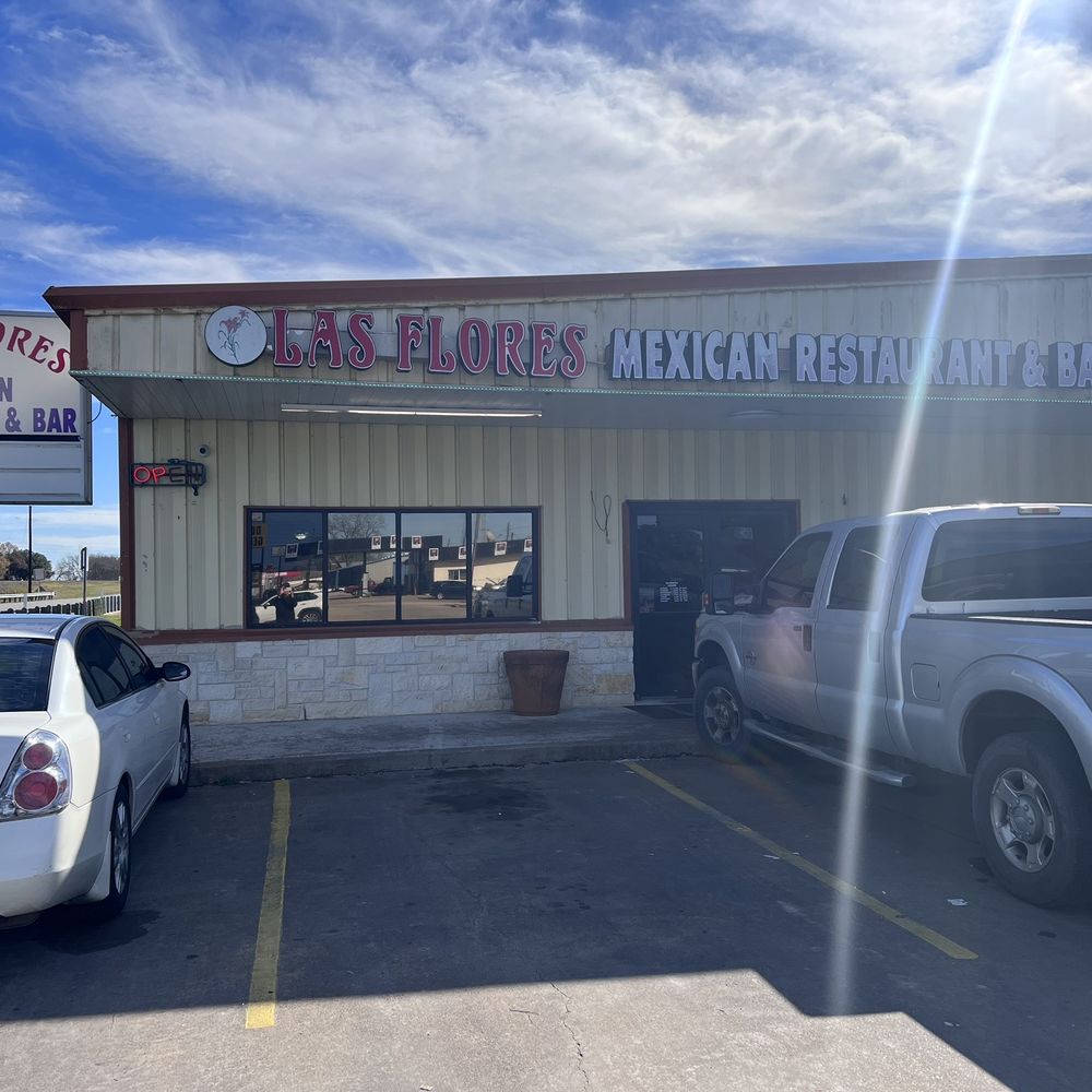 Las Flores Mexican Restaurant - Outside - Mexican Near Me - Wallis, Texas
