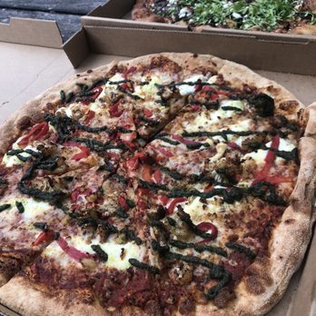 Pinthouse Pizza - The Hoe Down - Pizza Near Me - Austin, Texas