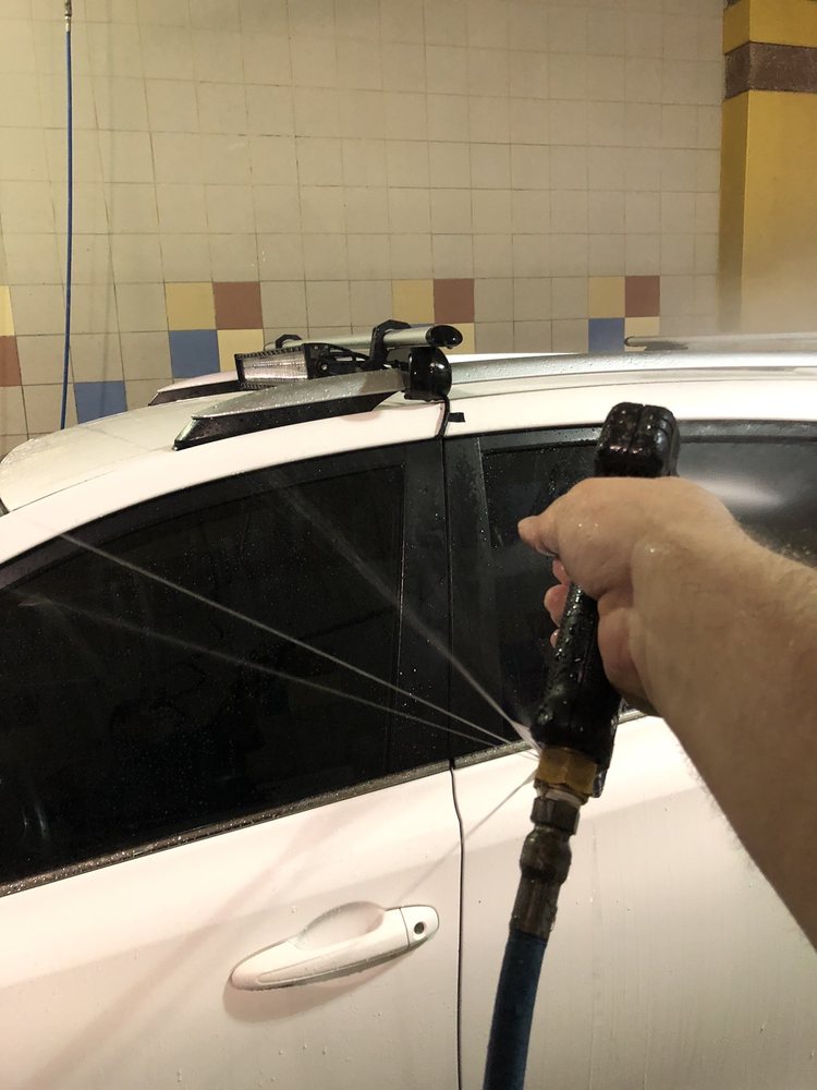 FLIPPERS EXPRESS CAR WASH 10 Photos & 12 Reviews 113 S Valrico Rd