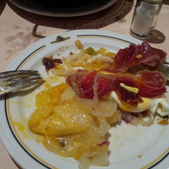 Cañas y Tapas - Racion de jamon con patatas - Spanish Near Me - Madrid, M