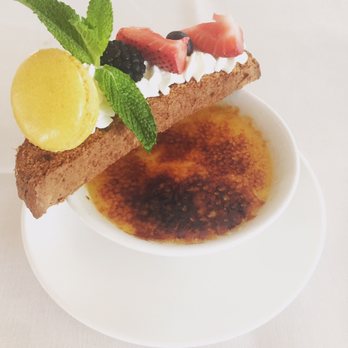 Ocean Hai - Amazing Creme Brûlée - New American Near Me - Clearwater Beach, Florida