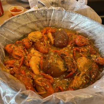 Cajun Boil - Shrimp, crawfish and potatoes with the ultimate sauce - Cajun/Creole Near Me - Miami, Florida