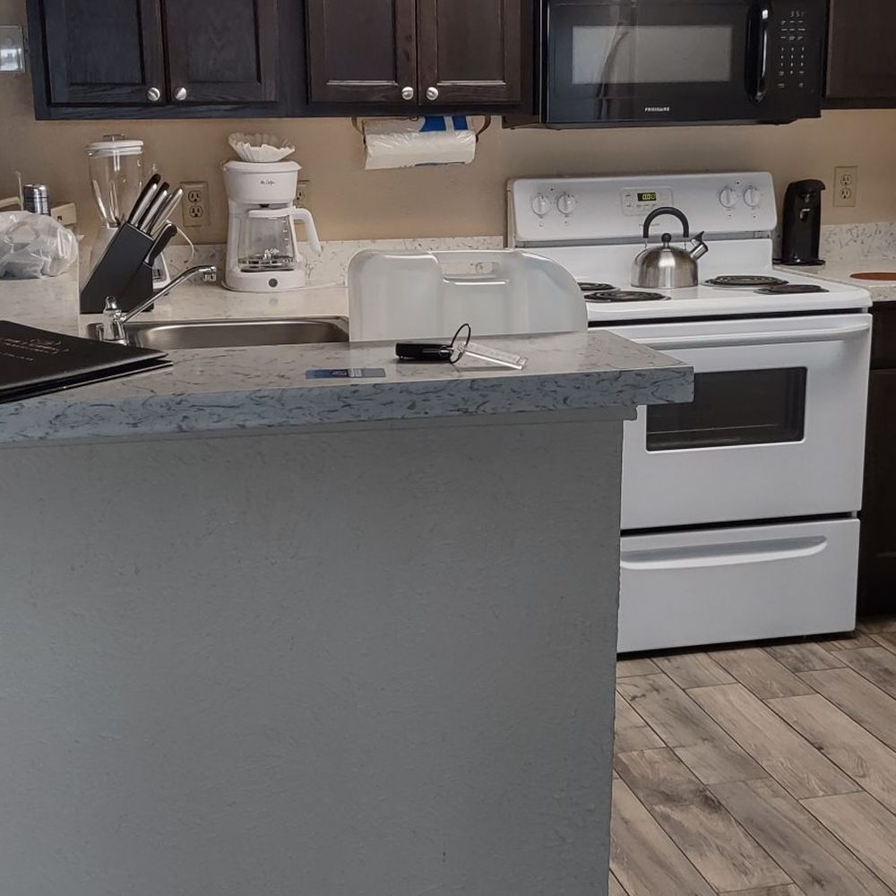 The Landing at Seven Coves - Kitchen - Hotels Near Me - Willis, Texas The Landing at Seven Coves - Kitchen - Hotels Near Me - Willis, Texas