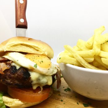 Red Bar & Restaurant - Italian Near Me - Weybridge, SRY Red Bar & Restaurant - Italian Near Me - Weybridge, SRY