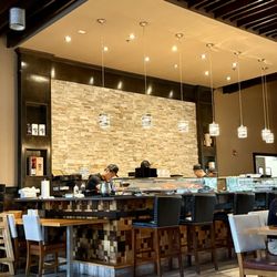 Yama - Open kitchen area where the chefs make sushi