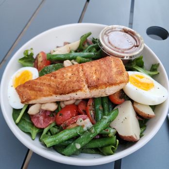 Daily Provisions - Salmon salad niçoise - Bakeries Near Me - Cambridge, Massachusetts Daily Provisions - Salmon salad niçoise - Bakeries Near Me - Cambridge, Massachusetts