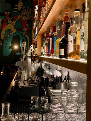 Accomplice Bar by null