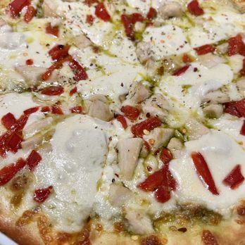 Papa Giuseppe - Pesto pizza - Desserts Near Me - Delray Beach, Florida