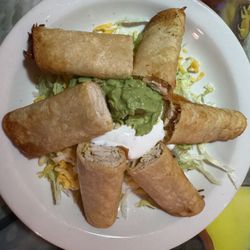 Mi Pueblo - Chicken Taquitos