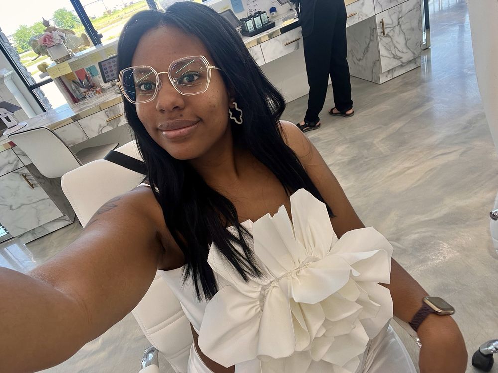 Paparazzi Hair Studio Logo