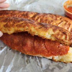 Anthem Coffee & Tea - Downtown Puyallup - Pack Pizzoni with Marinara