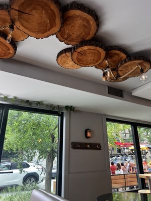 Microbrasserie Pit Caribou - Pub Montréal by null