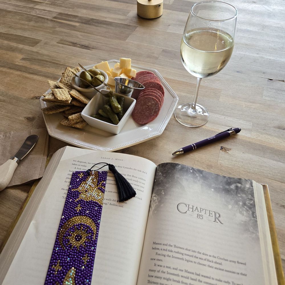 Queens' Provisions - Wine Bars Near Me - Flint, Michigan Queens' Provisions - Wine Bars Near Me - Flint, Michigan