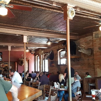 Boyd & Charlie's BBQ - Love the interior - Barbeque Near Me - Elkhorn, Nebraska Boyd & Charlie's BBQ - Love the interior - Barbeque Near Me - Elkhorn, Nebraska