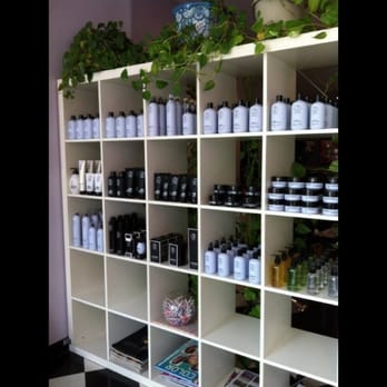 Claudia Curl - Hair Salons Near Me - Providence, Rhode Island