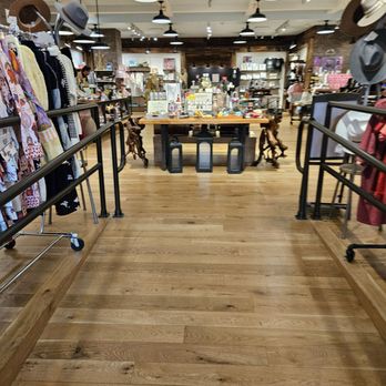 Local Market Co Op - Inside the store - Women's Clothing Near Me - Los Angeles, California Local Market Co Op - Inside the store - Women's Clothing Near Me - Los Angeles, California