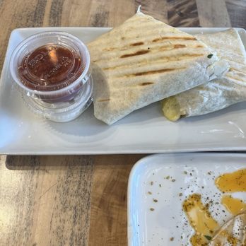 Oromo Cafe - Breakfast Burrito - Coffee & Tea Near Me - Chicago, Illinois