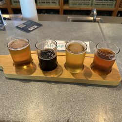 Veterans United Craft Brewery - Beer flight - 2025 Award Winner flight.