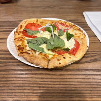 Uncle Maddio's Pizza - Classic margherita pizza - Pizza Near Me - Atlanta, Georgia Uncle Maddio's Pizza - Classic margherita pizza - Pizza Near Me - Atlanta, Georgia