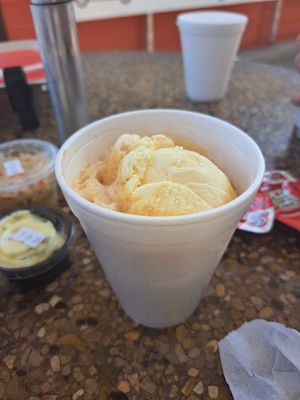 Ardy & Ed's Drive In by null