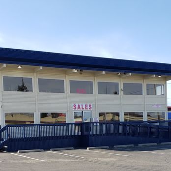 Freeway Trailer Sales - Our nice new building! - Trailer Dealers Near Me - Tacoma, Washington