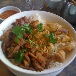 Deep-fried Pork Spring Rolls