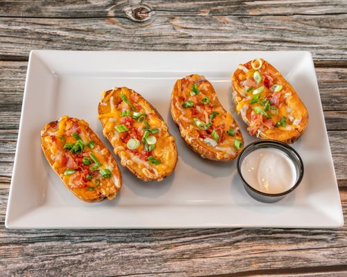 Lakeside Bar and Grill by null