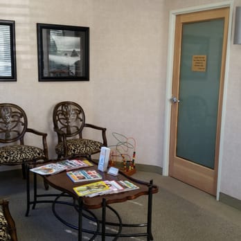 Saremi & Johnstone Dentistry - Seating area - General Dentistry Near Me - Thousand Oaks, California Saremi & Johnstone Dentistry - Seating area - General Dentistry Near Me - Thousand Oaks, California