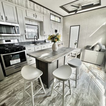 Ocean View Trailer Sales - 2023 Fairmont park model - RV Dealers Near Me - Ocean View, New Jersey Ocean View Trailer Sales - 2023 Fairmont park model - RV Dealers Near Me - Ocean View, New Jersey