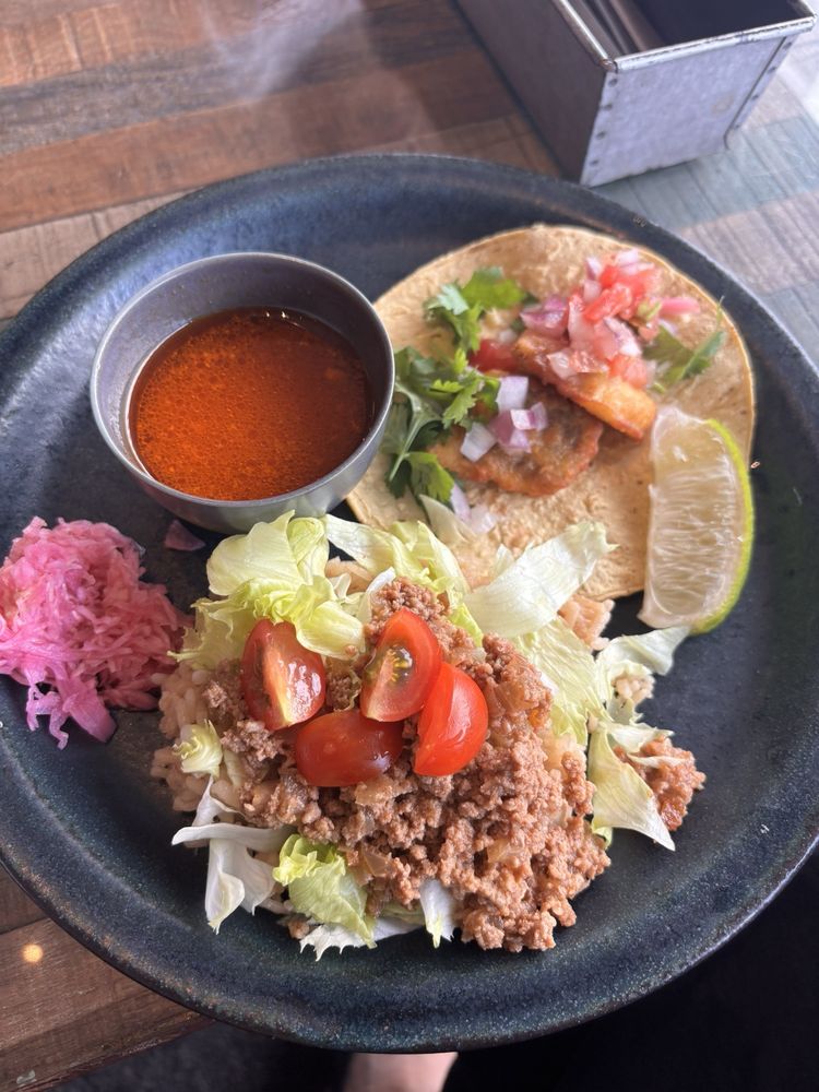 Cafe&dining blue terminal