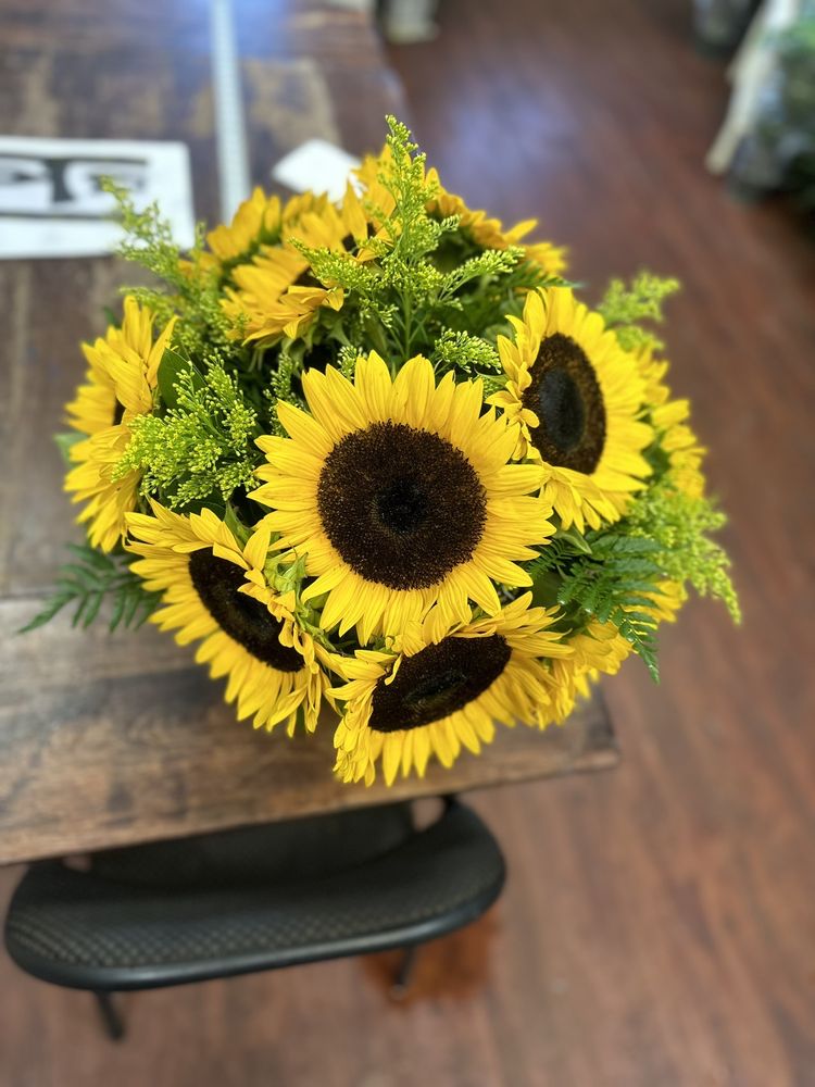 NJ BERGEN FLORIST AT NORTHVALE Updated September 2024 139 Paris Ave