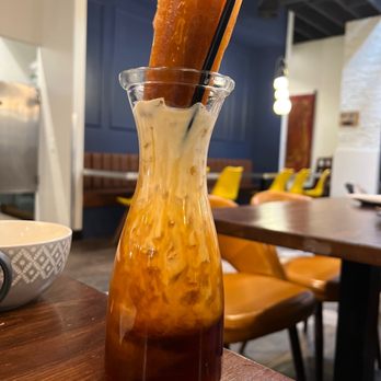Kin Long Beach - Thai Near Me - Long Beach, California