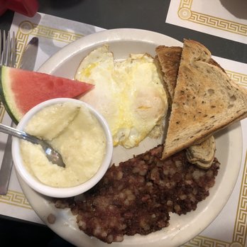 Webby's Grub and Pub - The best Corned Beef Hash, with grits, eggs, and rye toast - American Near Me - Plantation, Florida Webby's Grub and Pub - The best Corned Beef Hash, with grits, eggs, and rye toast - American Near Me - Plantation, Florida