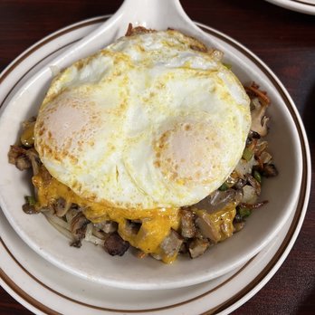 Shabbona Cafe - Farmer's skillet with sausage instead of ham (5/5) - Cafes Near Me - Shabbona, Illinois Shabbona Cafe - Farmer's skillet with sausage instead of ham (5/5) - Cafes Near Me - Shabbona, Illinois