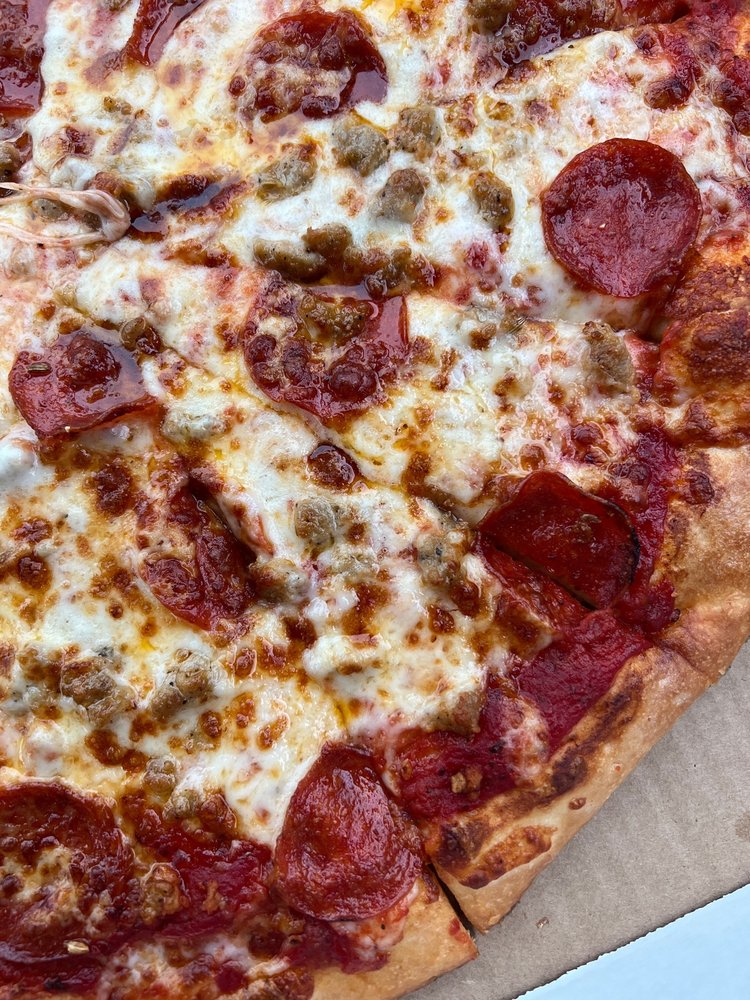 CICERO’S PIZZA Updated October 2024 1779 S Garfield Ave, Traverse