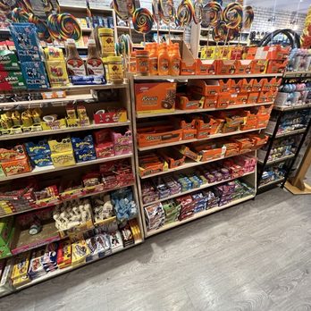 Olde Tyme Candy Shoppe - Candy Stores Near Me - Victoria, British Columbia