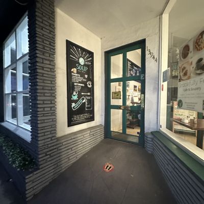 Gracefully Fed by null