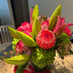 Floral Fantasia - Upscale Designer's Choice Arrangement