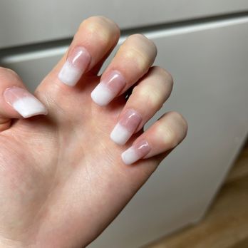 Nails La Vie - Nail Salons Near Me - Honolulu, Hawaii