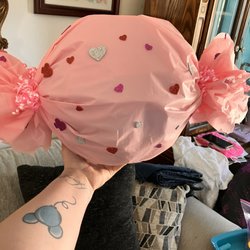Dollar Tree - DIY valentines candy gift