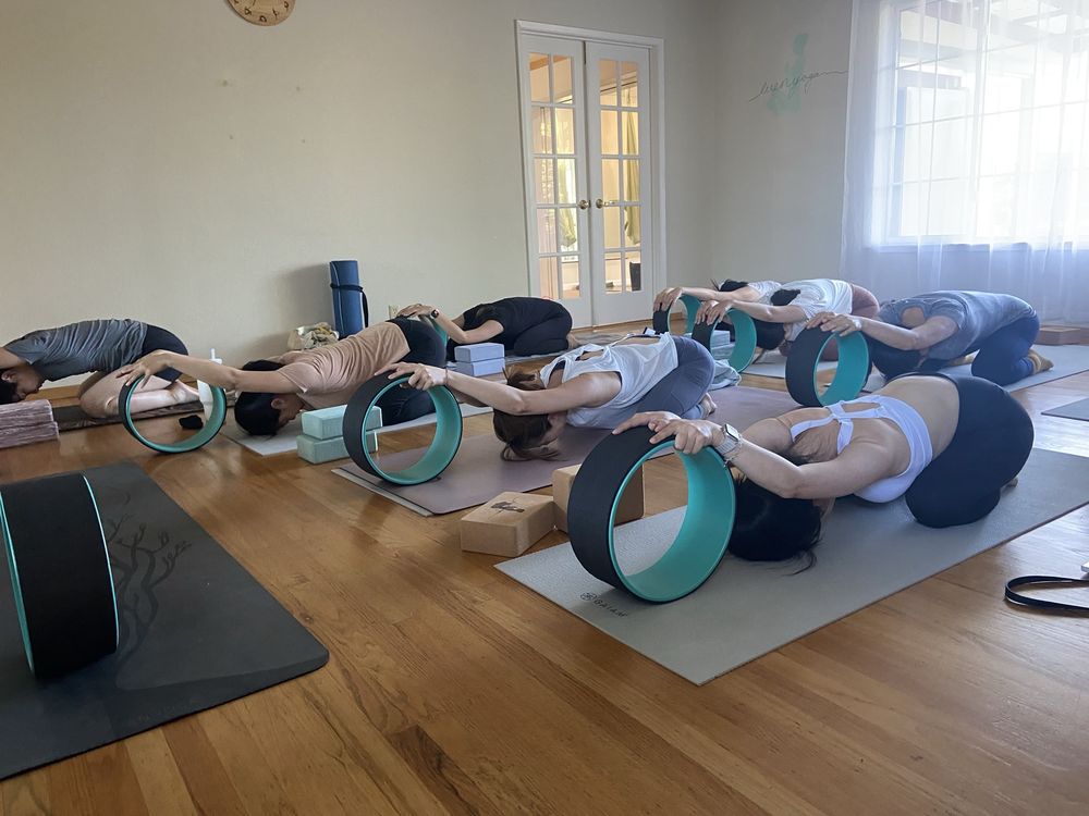 Jill Yoga Logo
