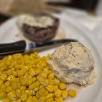Cheddar's Scratch Kitchen - American Near Me - Morgantown, West Virginia