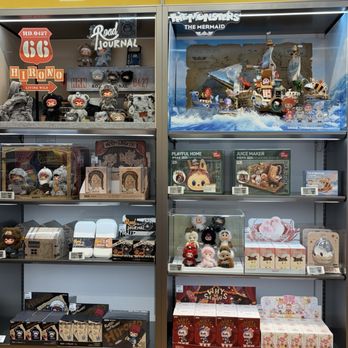 Pop Mart - Toy Stores Near Me - Honolulu, Hawaii Pop Mart - Toy Stores Near Me - Honolulu, Hawaii