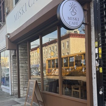 Miski Cafe - entrance - Coffee & Tea Near Me - Brooklyn, New York