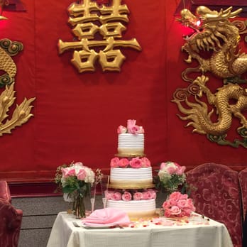 Jim's Bakery - Another image of the wedding cake . This is a 6" x 10" x 12". - Bakeries Near Me - Monterey Park, California Jim's Bakery - Another image of the wedding cake . This is a 6" x 10" x 12". - Bakeries Near Me - Monterey Park, California