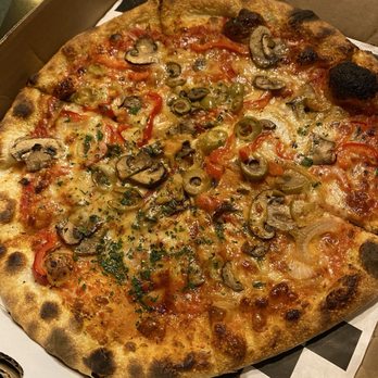Pizza Kat - 12" Vegan Luxe - Pizza Near Me - Portland, Oregon