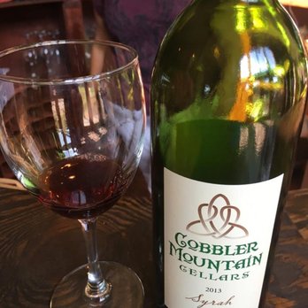 Cobbler Mountain Cider - Wineries Near Me - Delaplane, Virginia