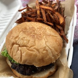Caramelized onion and goat cheese burger and sweet potato fries Caramelized onion and goat cheese burger and sweet potato fries