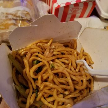A & C Kitchen - Dry lo mien - Chinese Near Me - New York, New York