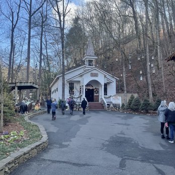 Dollywood - Church - Amusement Parks Near Me - Pigeon Forge, Tennessee Dollywood - Church - Amusement Parks Near Me - Pigeon Forge, Tennessee